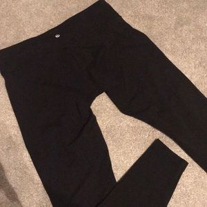 Lululemon black leggings